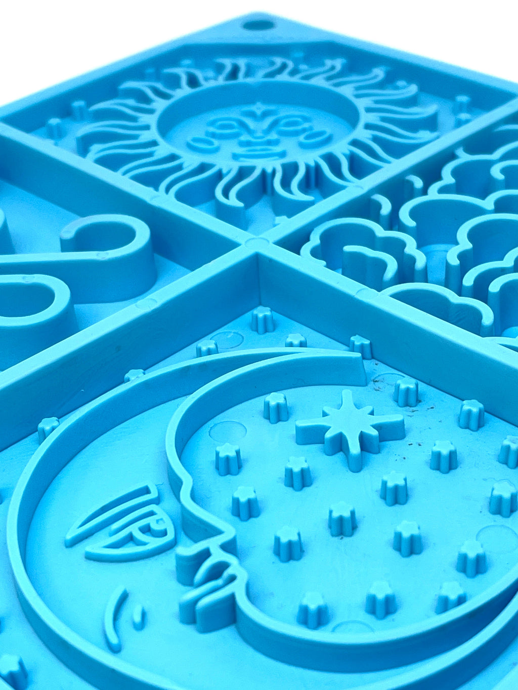 Sky eMat Enrichment Lick Mat
